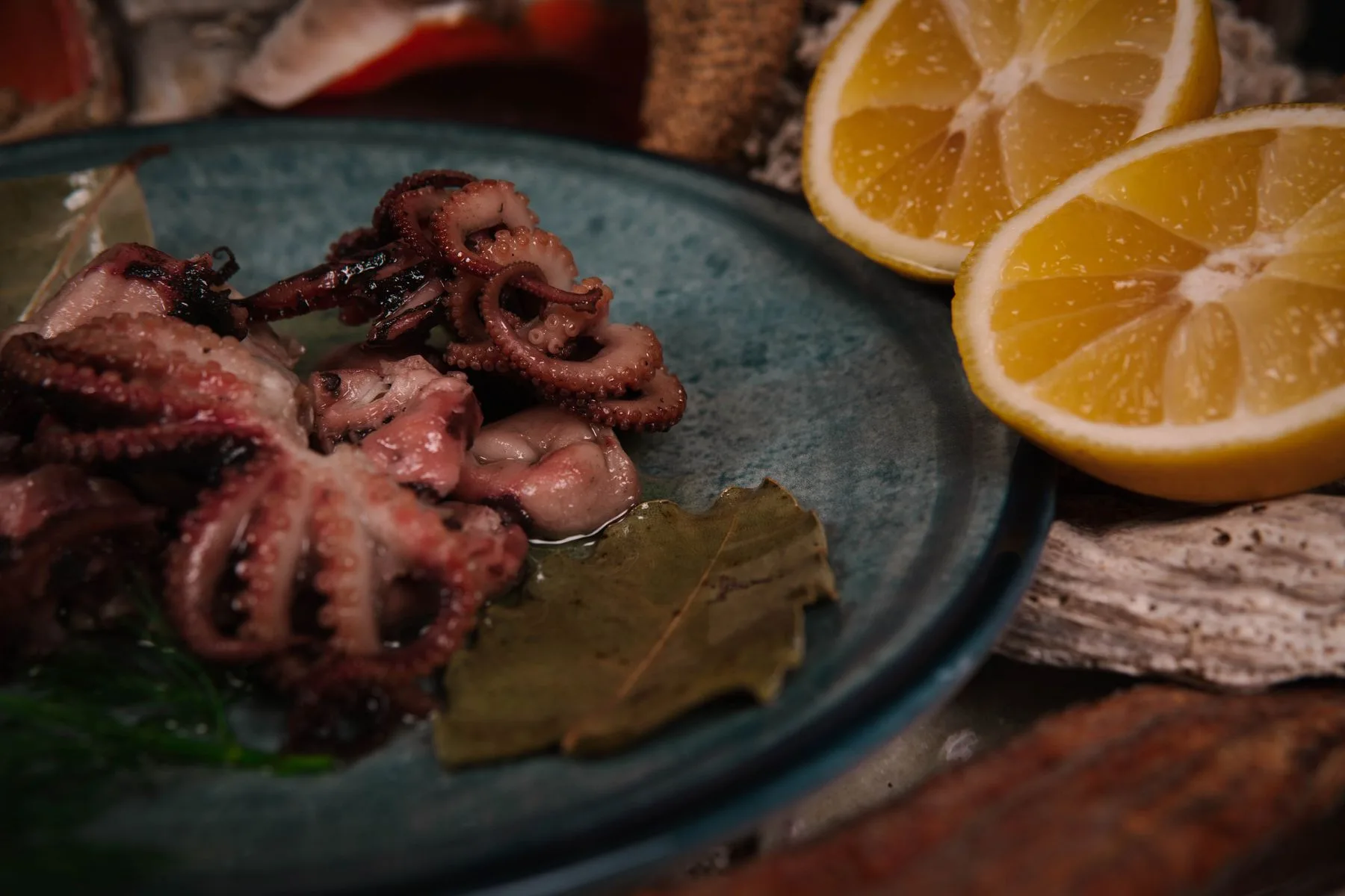 Ege Usulü Ahtapot Salatası için temsilî stok fotoğraf